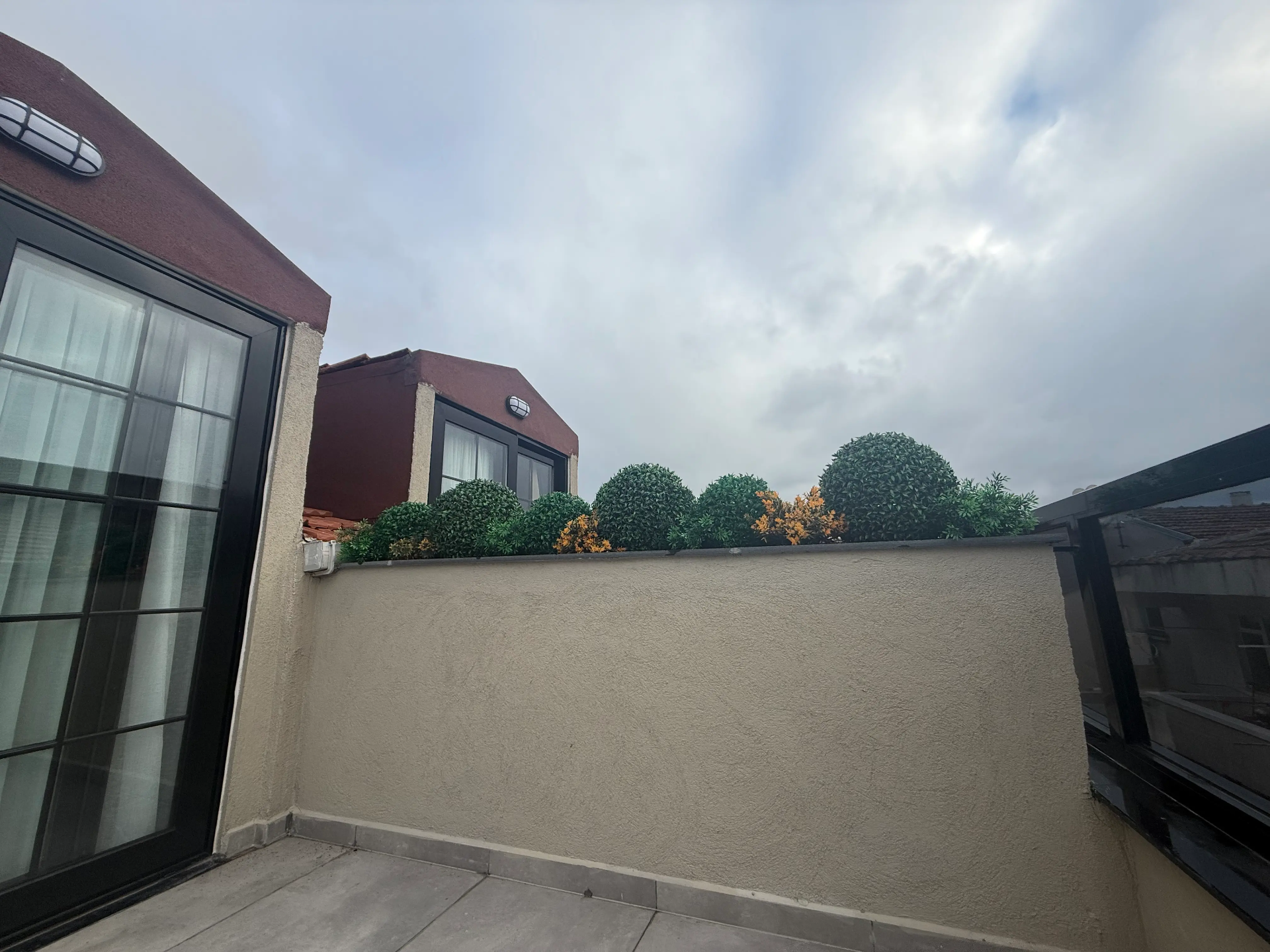 Triple Deluxe Balcony Room